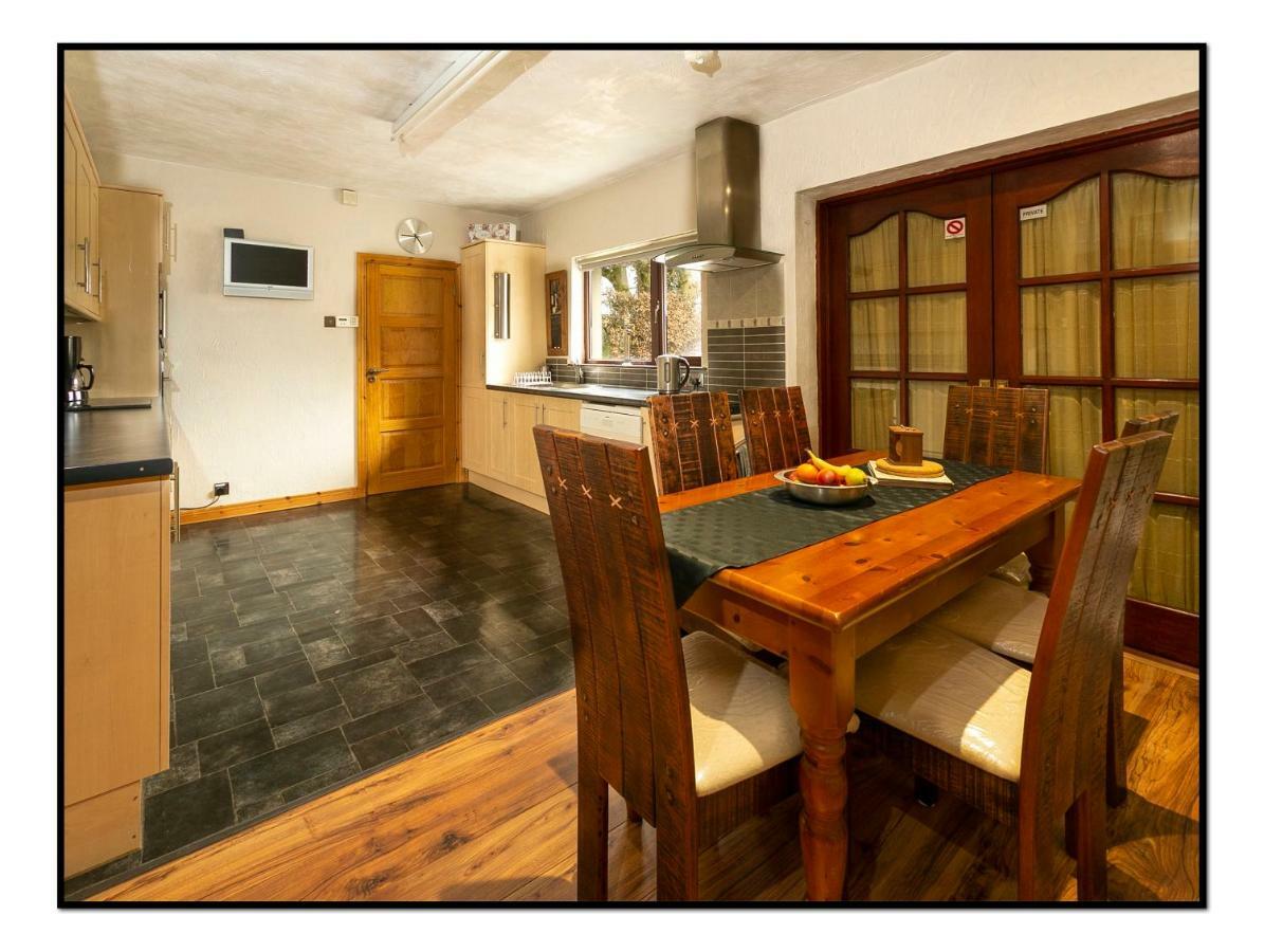 Burndavis Lodge Ballymena Εξωτερικό φωτογραφία
